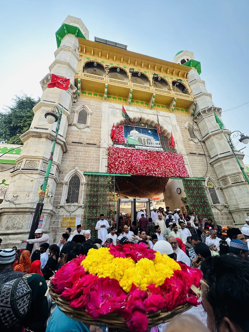 Ajmer Sharif Dargah sightseeing included in Golden Triangle with Ajmer Tour Package