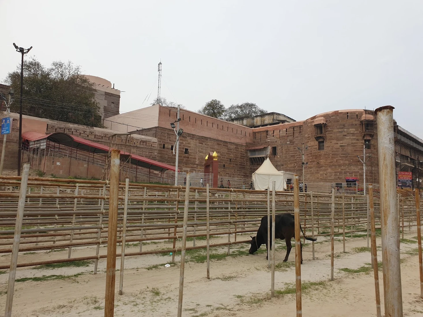 Allahabad fort sightseeing included in Sacred Moksha & Ramayana Pilgrimage Trail