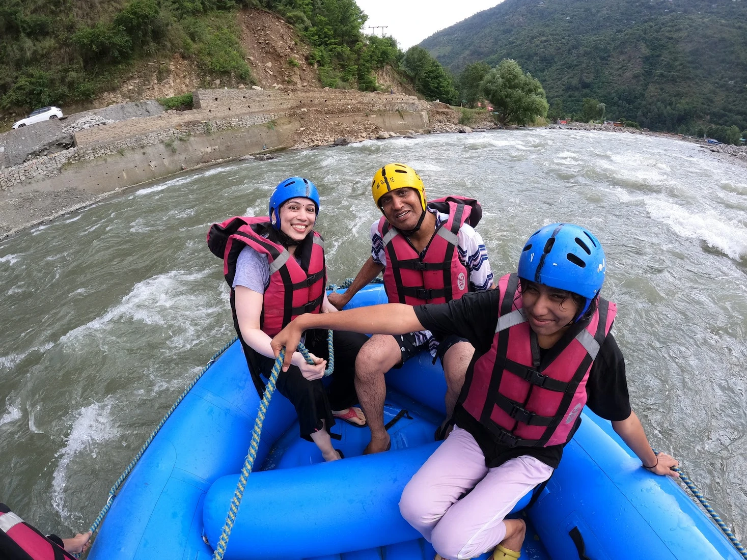 River Rafting Point Kullu sightseeing included in Taj To Himalaya 2026