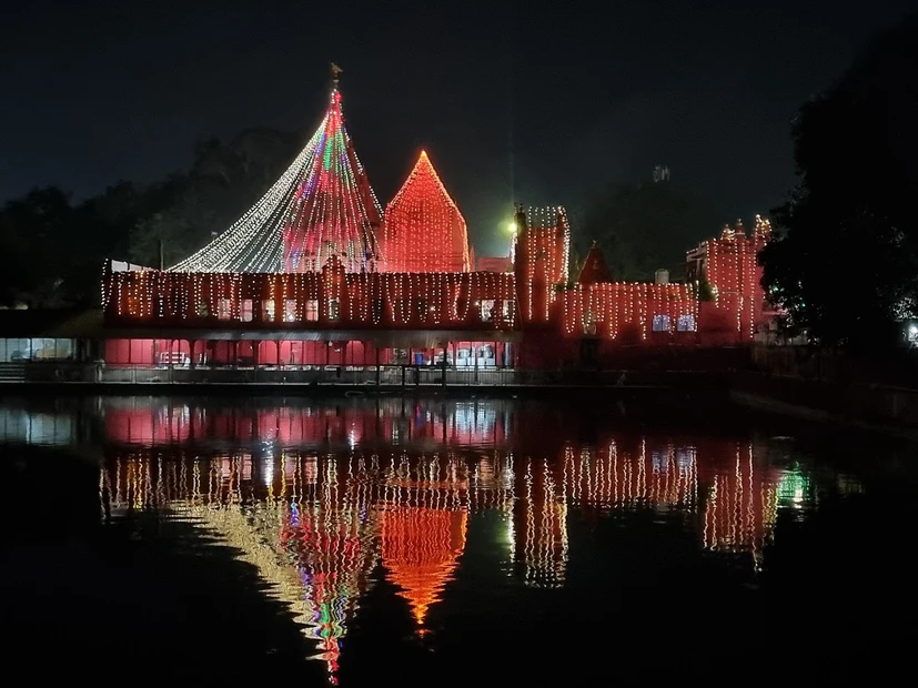 Durga Temple Varanasi photo 3 in Varanasi