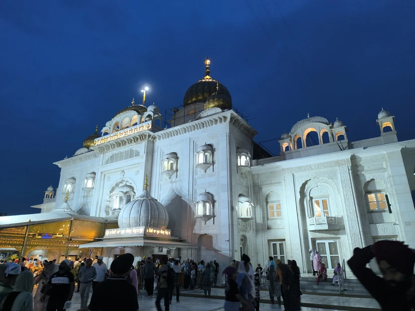 Gurdwara Bangla Sahib photo 5 in New Delhi