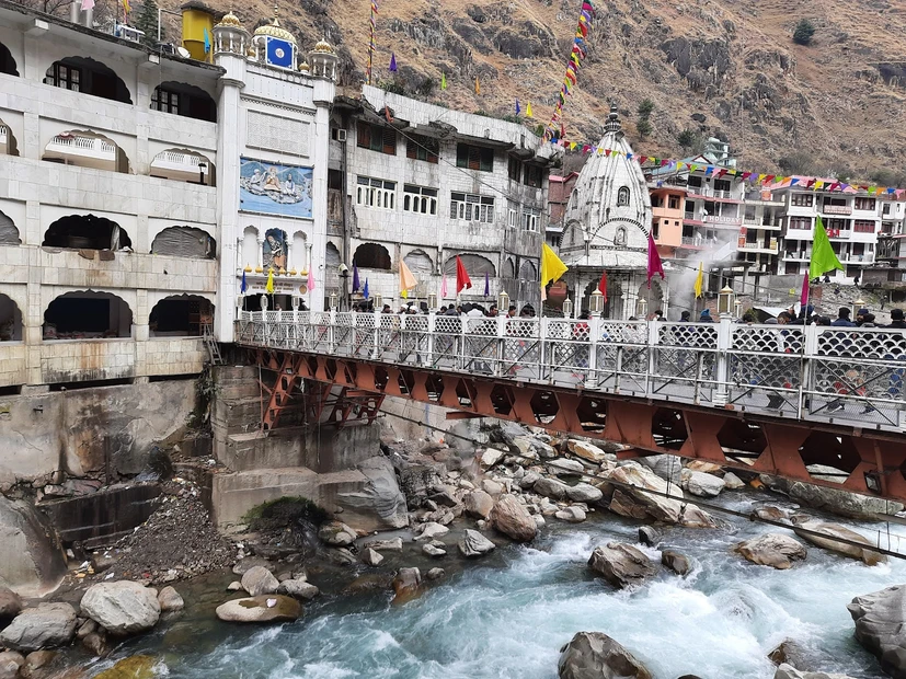 Gurudwara Sahib Manikaran photo 4 in Manali