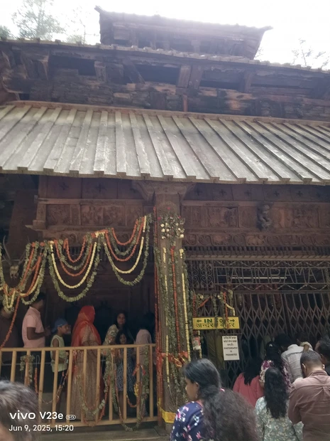 Hadimba temple photo 4 in Manali