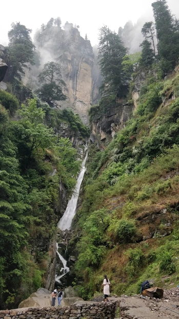 Jogini Falls photo 3 in Manali
