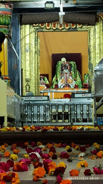 Shri Dwarkadhish Temple, Mathura photo 4 in Mathura