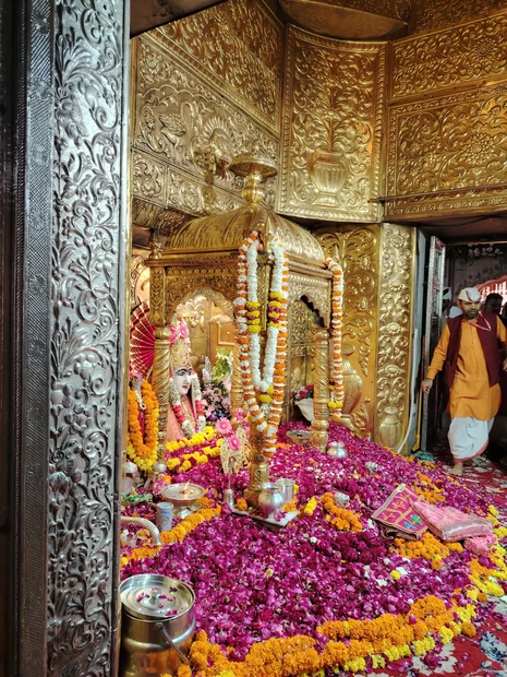 Shri Mata Mansa Devi Mandir, Panchkula photo 4 in Parwanoo