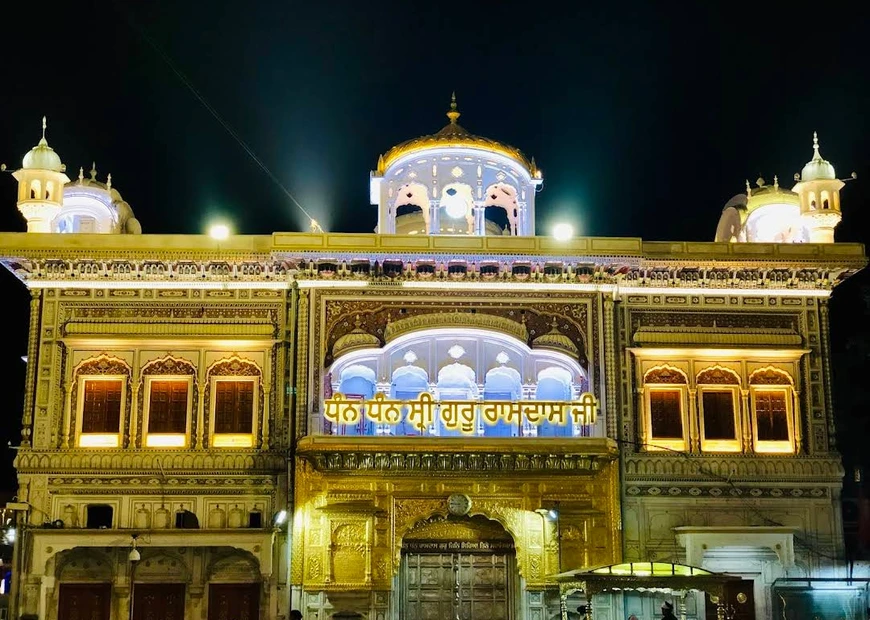 Sri Harmandir Sahib (Golden Temple) photo 5 in Amritsar