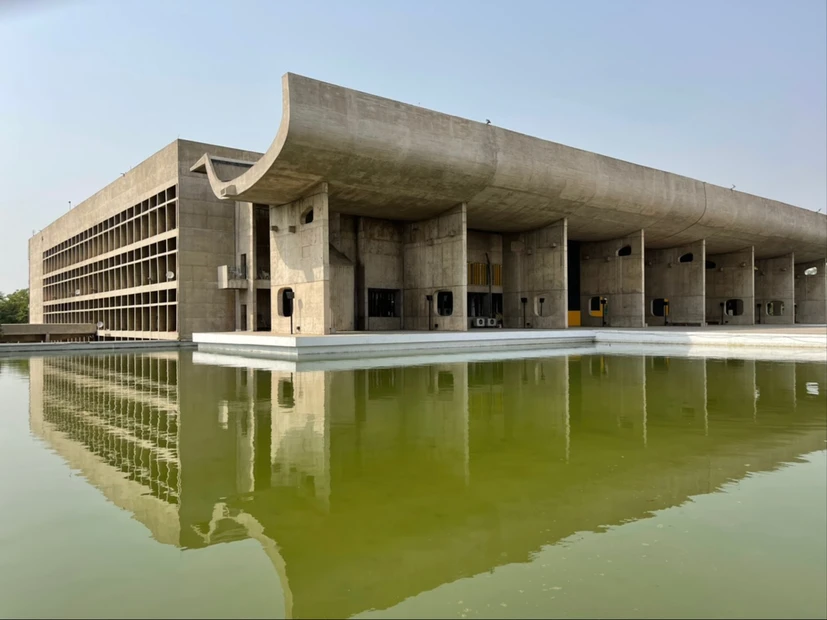 The Open Hand Monument photo 3 in Chandigarh