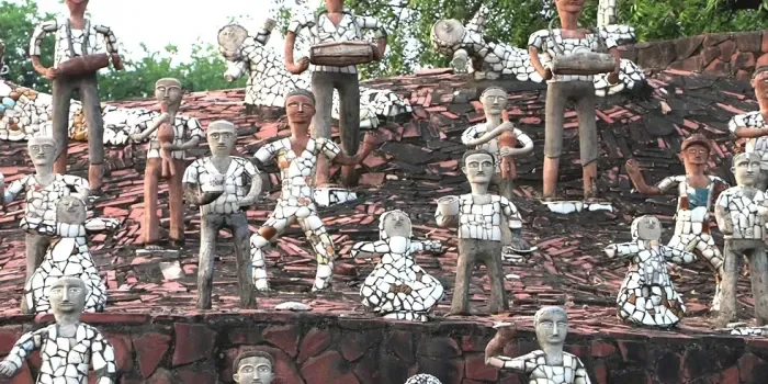 Rock Garden of Chandigarh sightseeing included in manali tour 08 night